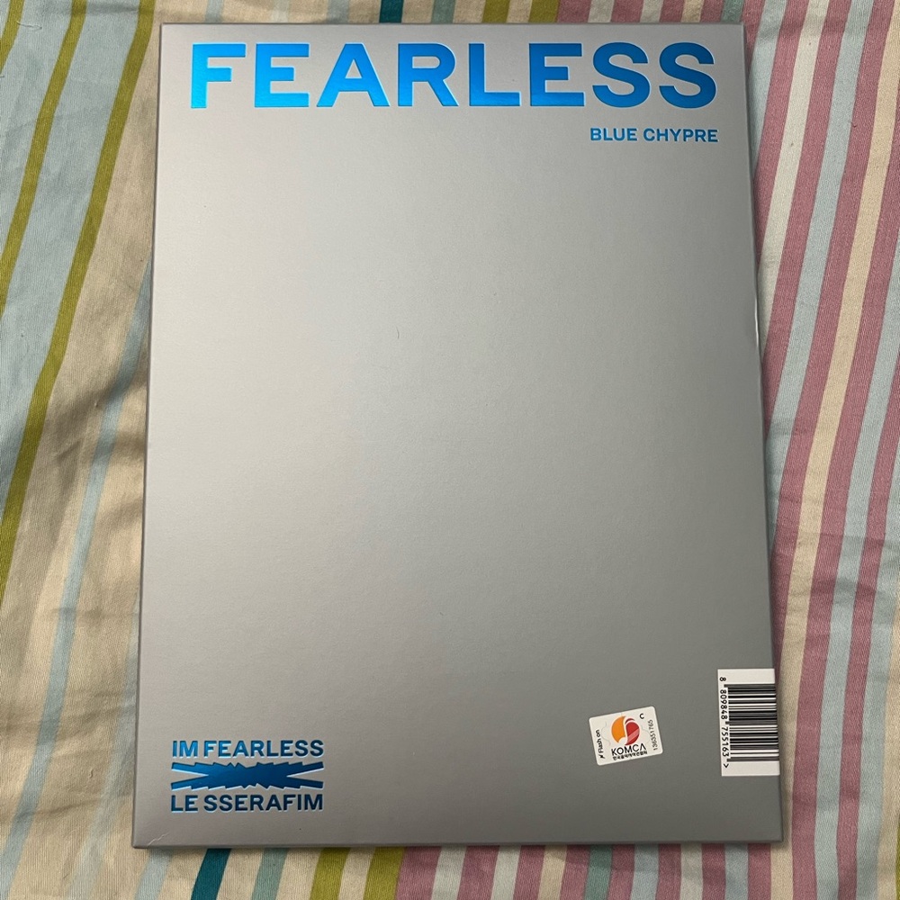 🧡 LESSERAFIM - 1st EP “Fearless” / Blue Chypre version